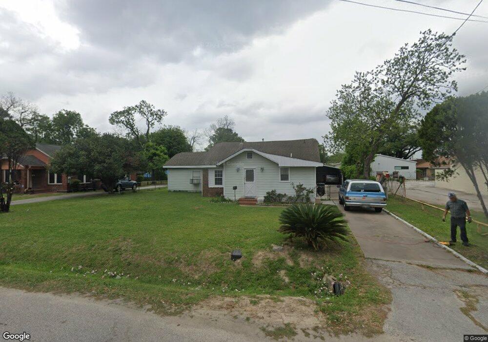 715 Reid St, Houston, TX 77022 - photo 1