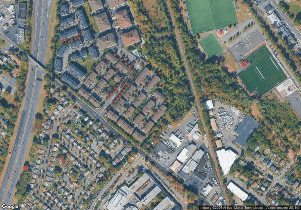 32 Carrington Place, Clifton, NJ 07013 - photo 1