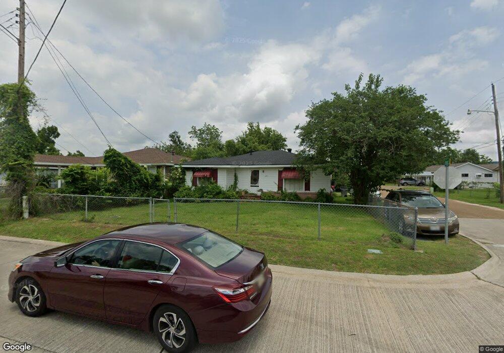 1102 Sally Mae St, Lake Charles, LA 70601 - photo 1