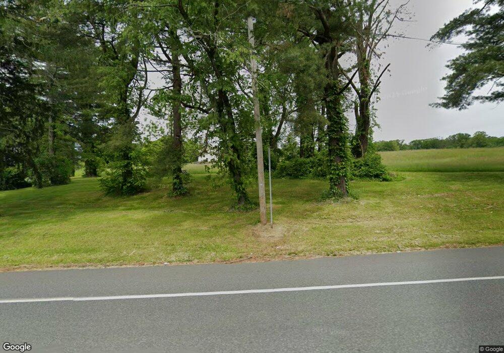 6018 Chestnut St, Zionsville, PA 18092 - photo 1