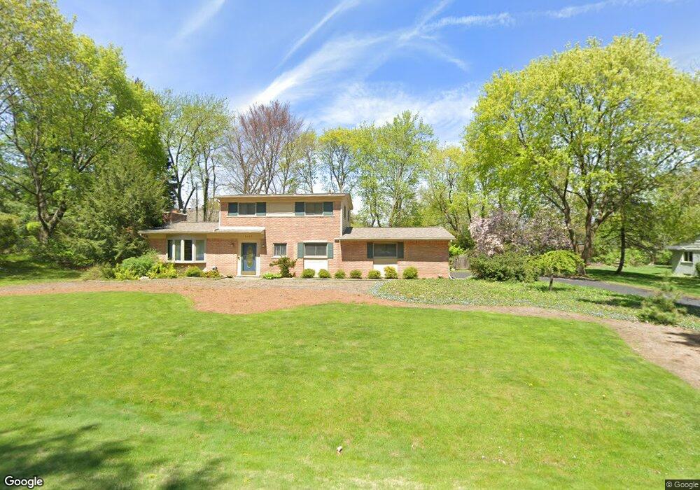 1213 Peveril Rd, Bloomfield Hills, MI 48304 - photo 1