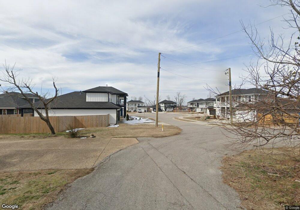 1334 W Pecan St, Rogers, AR 72758 - photo 1