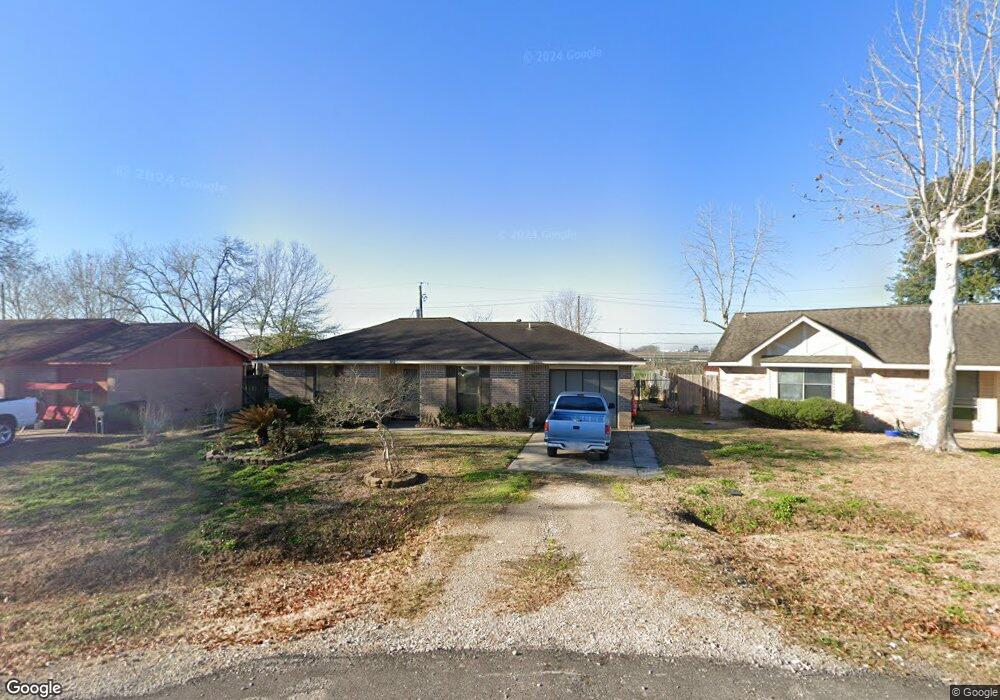 411 N 9th St, Beasley, TX 77417 - photo 1