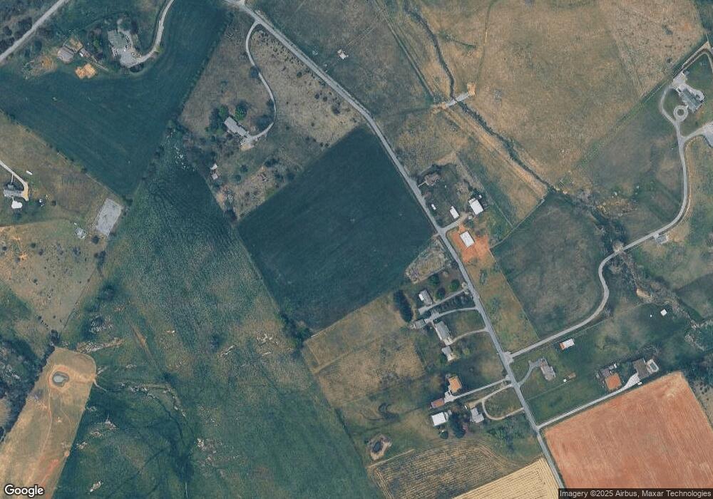 166 Miller Rd, Waynesboro, VA 22980 - photo 1