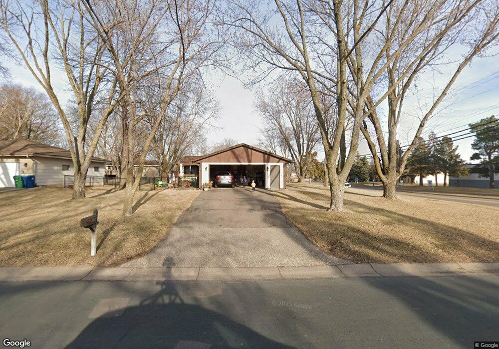 9300 Wellington Ln N, Maple Grove, MN 55369 - photo 1