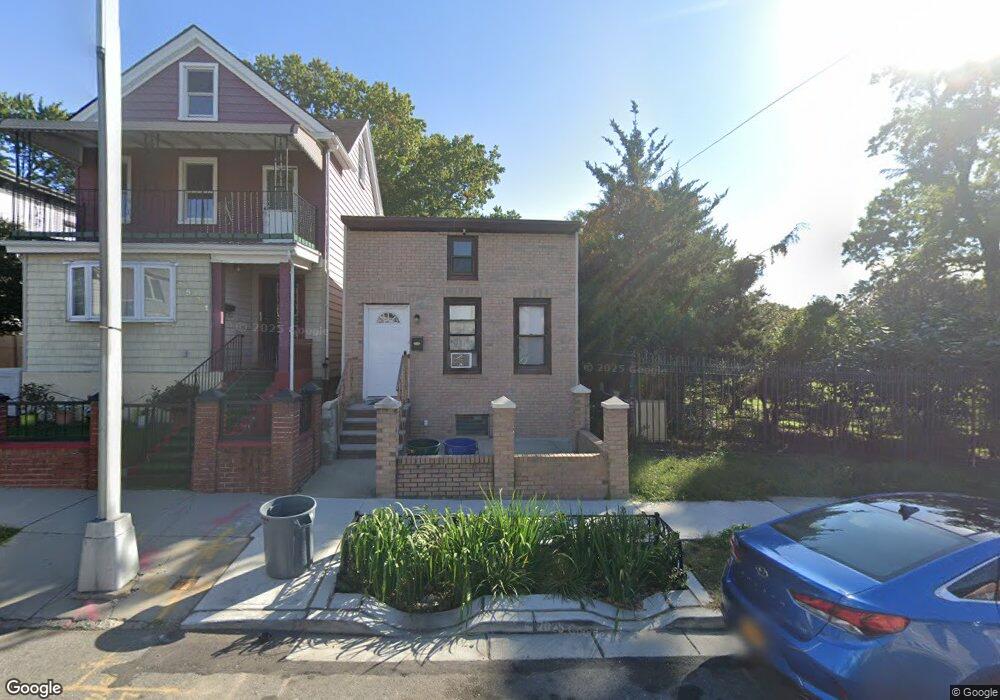 45-33 164th St, Flushing, NY 11358 - photo 1