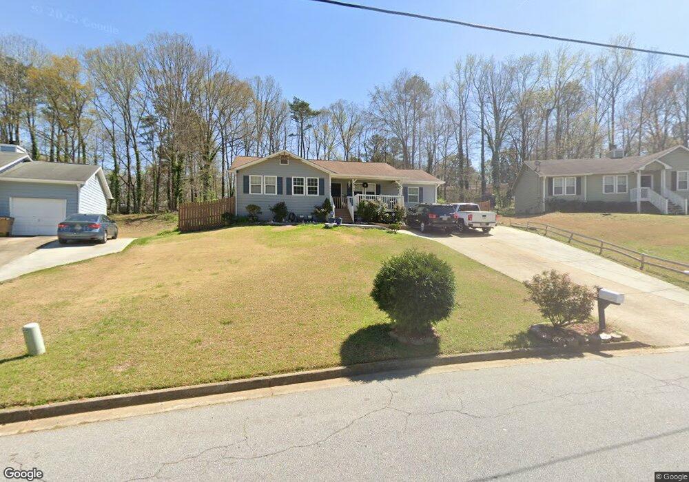 6816 Silver Maple Dr unit 2, Rex, GA 30273 - photo 1
