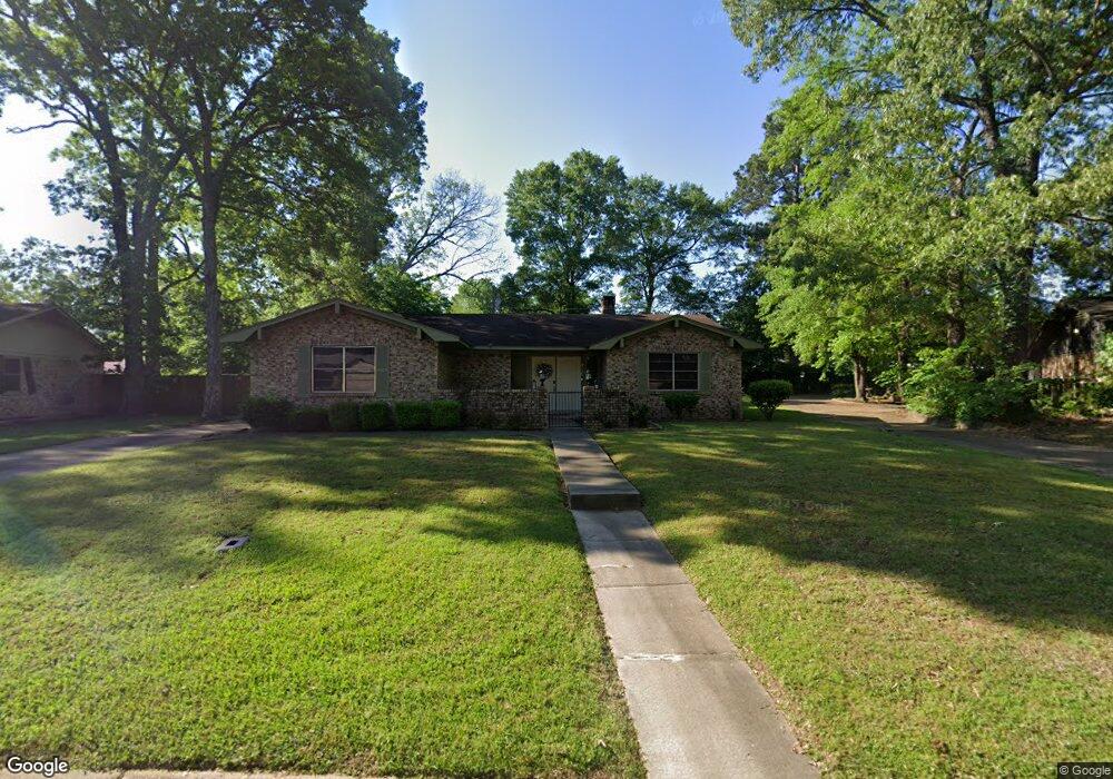 716 Diane Dr, Wake Village, TX 75501 - photo 1