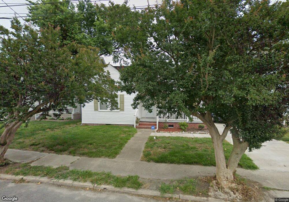 1713 Maple Ave, Portsmouth, VA 23704 - photo 1