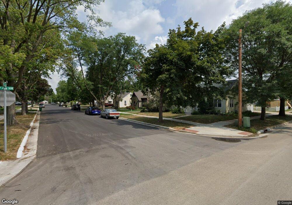 1102 9th St NW, Austin, MN 55912 - photo 1