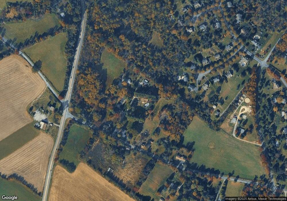 4 Springwood Ln, Chester Springs, PA 19425 - photo 1