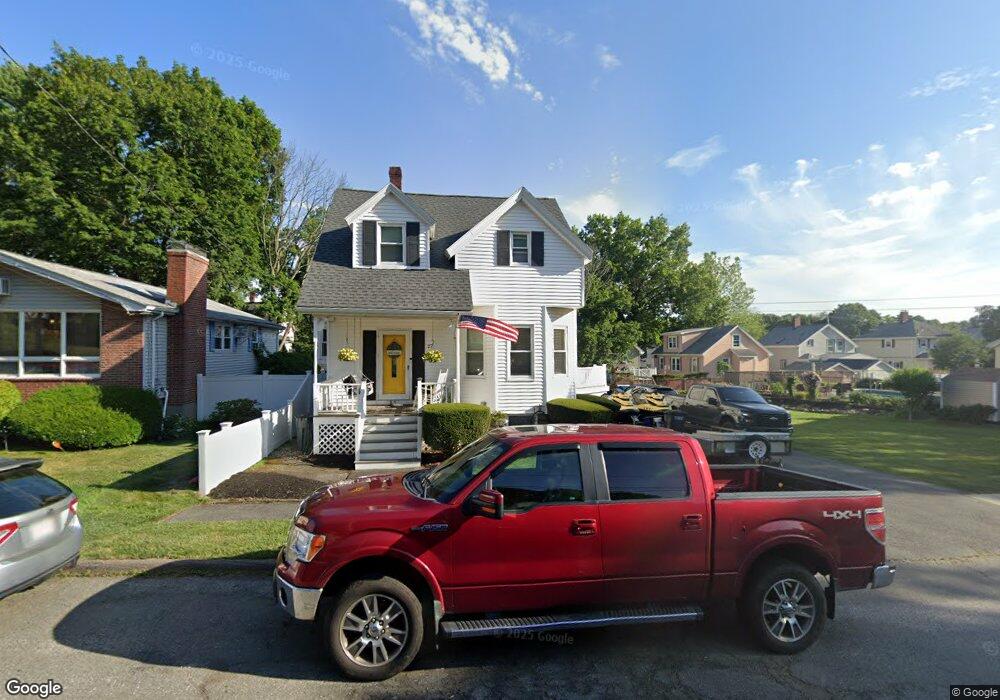 27 Pearson St, Saugus, MA 01906 - photo 1