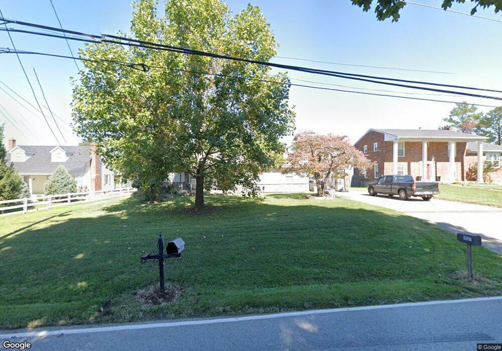 6507 Applegate Ln, Louisville, KY 40228 - photo 1