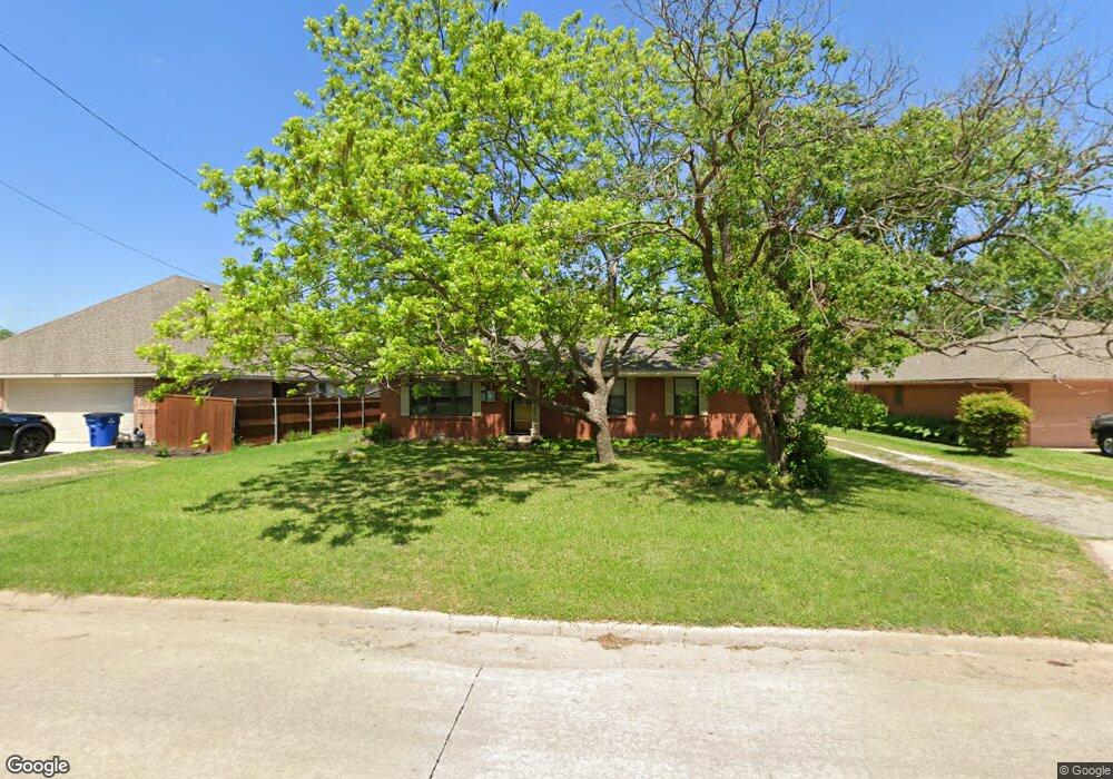 906 S Paris St, Ennis, TX 75119 - photo 1