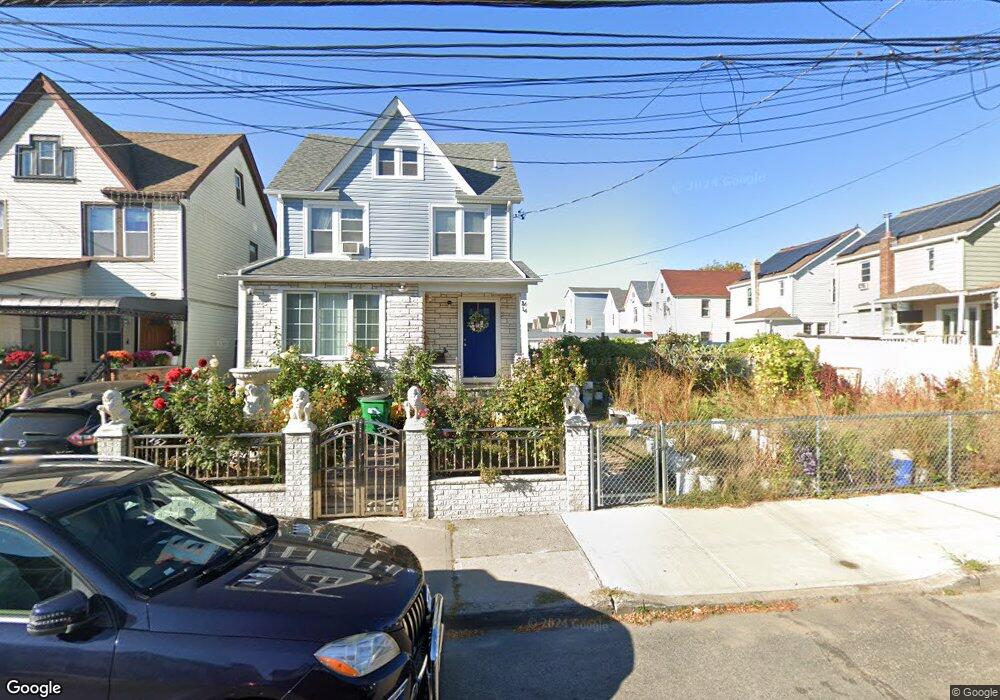 11610 155th St, Jamaica, NY 11434 - photo 1