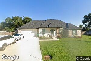 135 Oak Ln, Luling, LA 70070