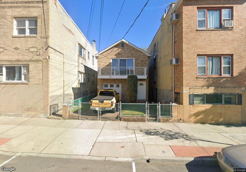 381 Cliff St, Fairview, NJ 07022 - photo 1