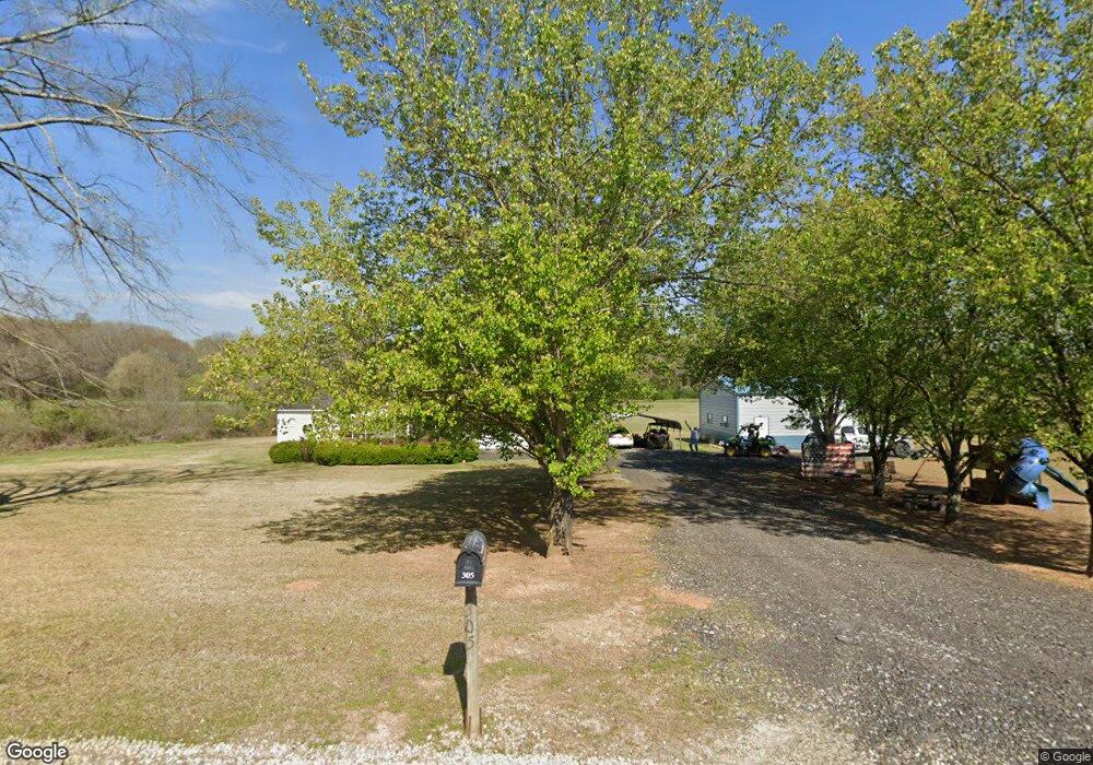 305 Thunder Rd, Carnesville, GA 30521 - photo 1