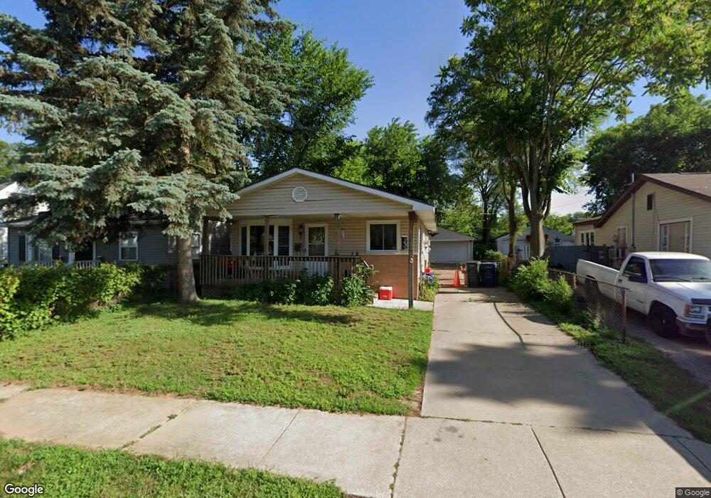 605 McKeighan Ave, Flint, MI 48507 - photo 1
