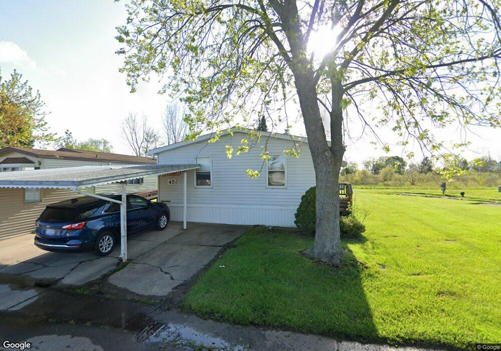 38 13 Colonies Ln, Flint, MI 48507 - photo 1