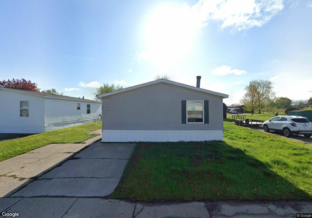 37 13 Colonies Ln, Flint, MI 48507 - photo 1