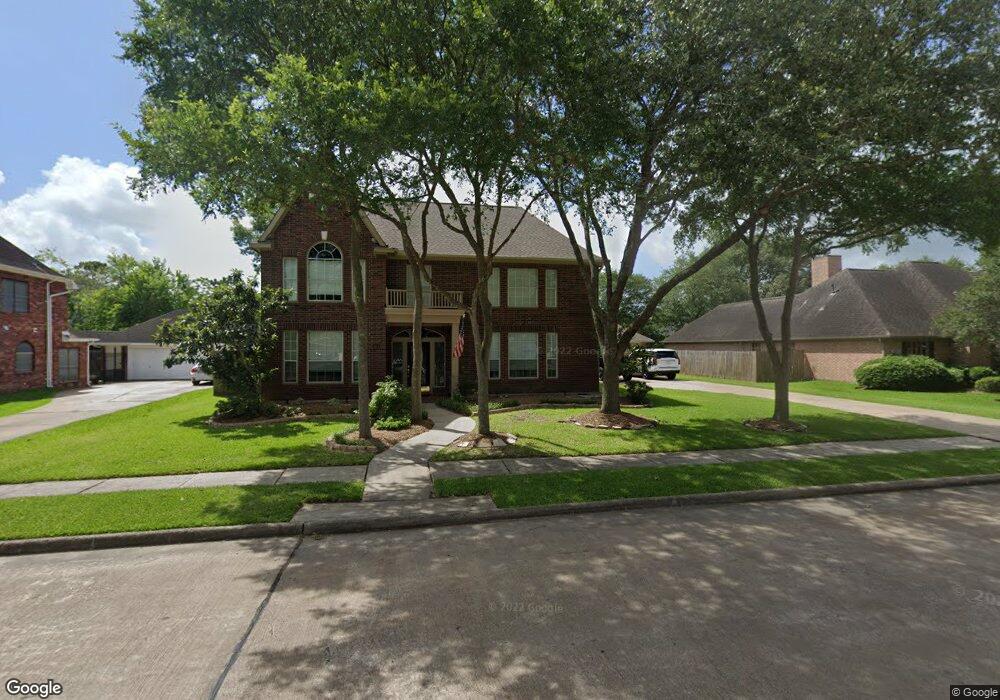 307 Eagle Lakes Dr, Friendswood, TX 77546 - photo 1