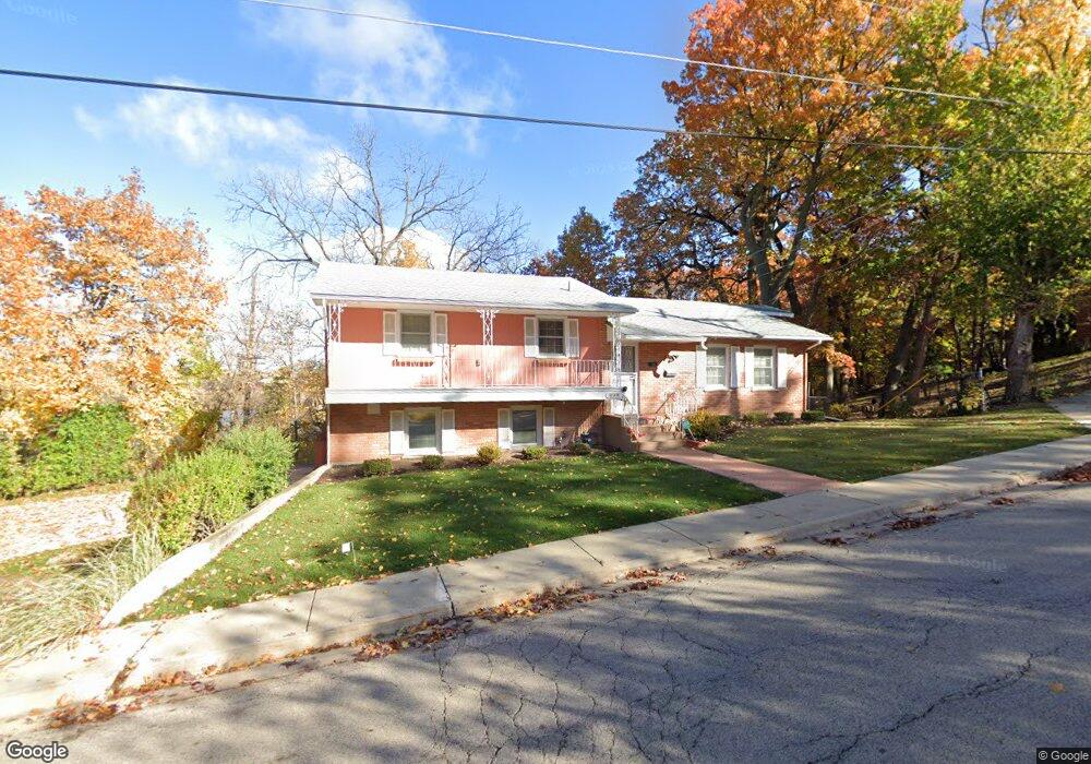 130 River Bluff Rd, Elgin, IL 60120 - photo 1