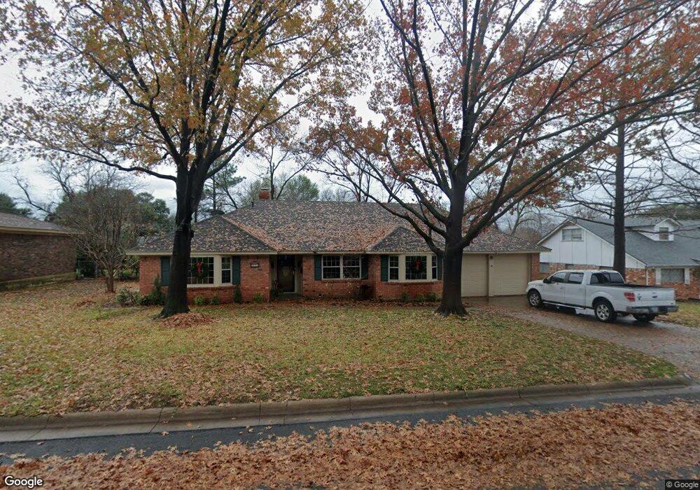 853 Woodcrest Dr, Hurst, TX 76053 - photo 1