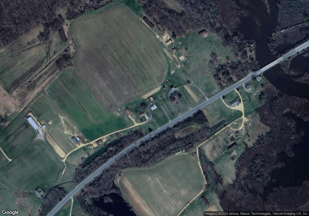 10670 Budds Creek Rd, Faulkner, MD 20632 - photo 1