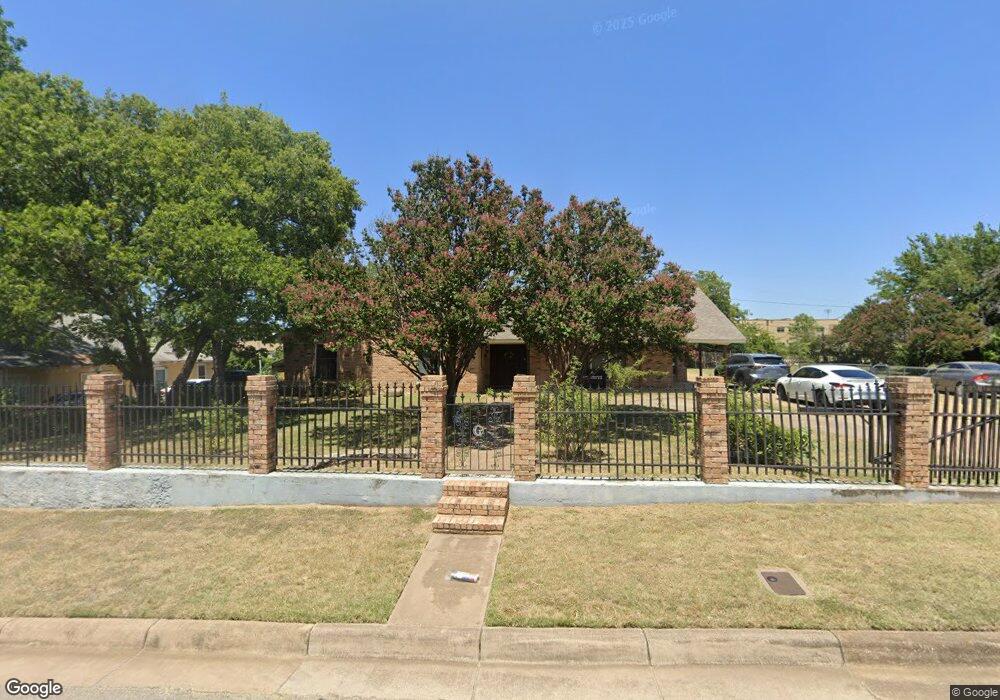1405 NE 34th St, Fort Worth, TX 76106 - photo 1