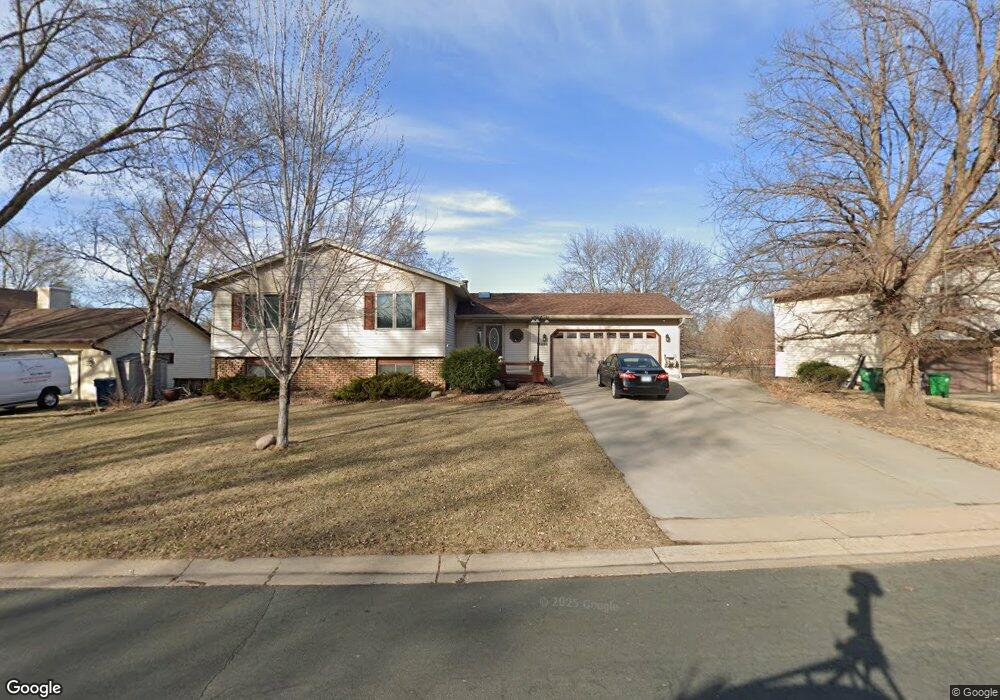 10030 Saratoga Way, Maple Grove, MN 55369 - photo 1