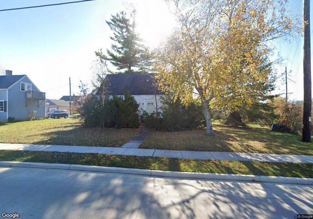 2115 Waldo Blvd, Manitowoc, WI 54220 - photo 1