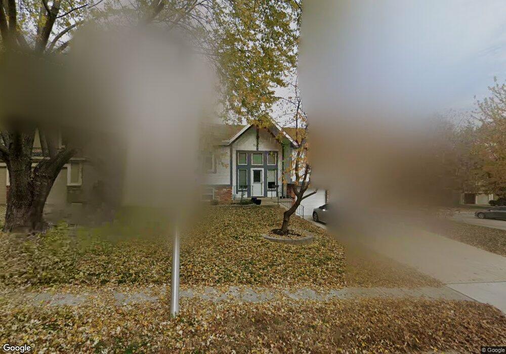 9704 W 49th Place, Shawnee, KS 66203 - photo 1