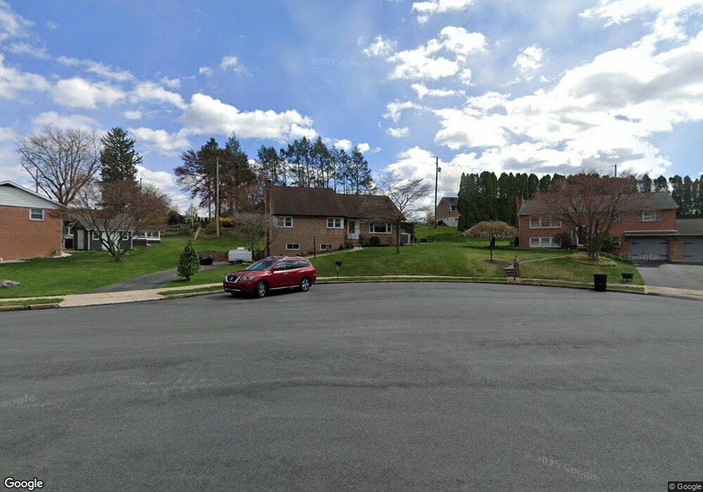 1 Forrest Lawn Ct, Reading, PA 19606 - photo 1