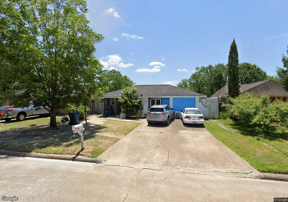 2219 Twinbrooke Dr, Houston, TX 77088 - photo 1