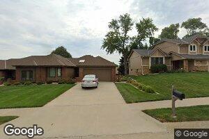 15507 Fieldcrest Cir, Omaha, NE 68154