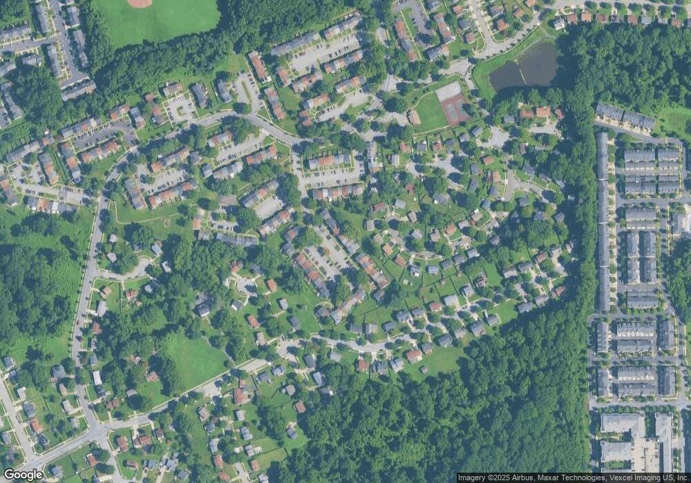 525 Peacock Dr, Hyattsville, MD 20785 - photo 1