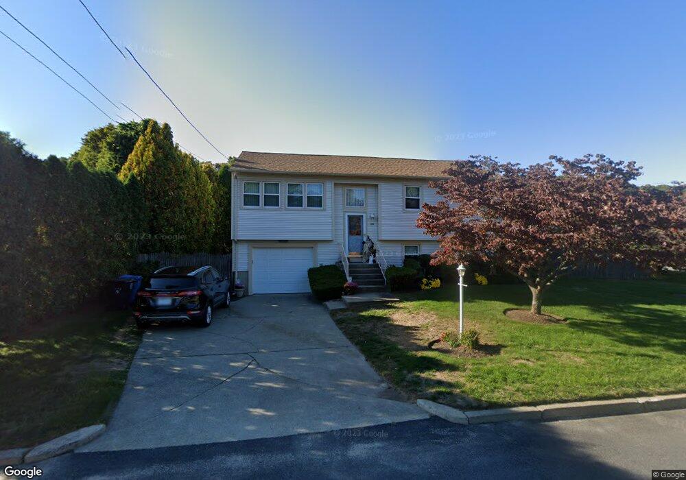 199 Locust Glen Dr, Cranston, RI 02921 - photo 1