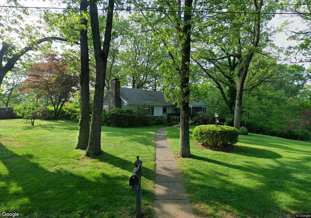 20 Hillcrest Rd, Trumbull, CT 06611 - photo 1