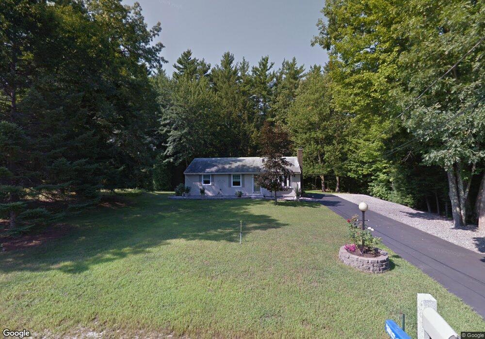 17 Courtland Ave, Litchfield, NH 03052 - photo 1