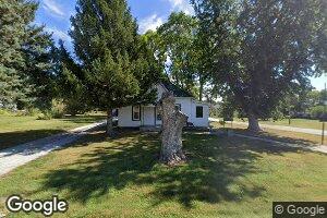 301 Maple Ave, Nehawka, NE 68413