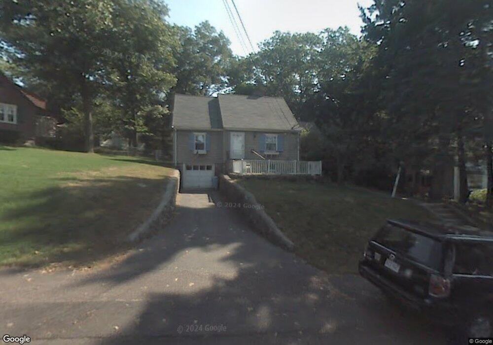 62 Outlook Rd, Wakefield, MA 01880 - photo 1