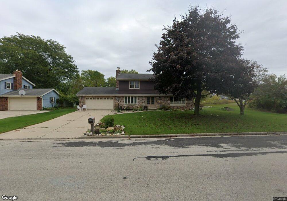 N101W15825 Council Bluffs Dr, Germantown, WI 53022 - photo 1