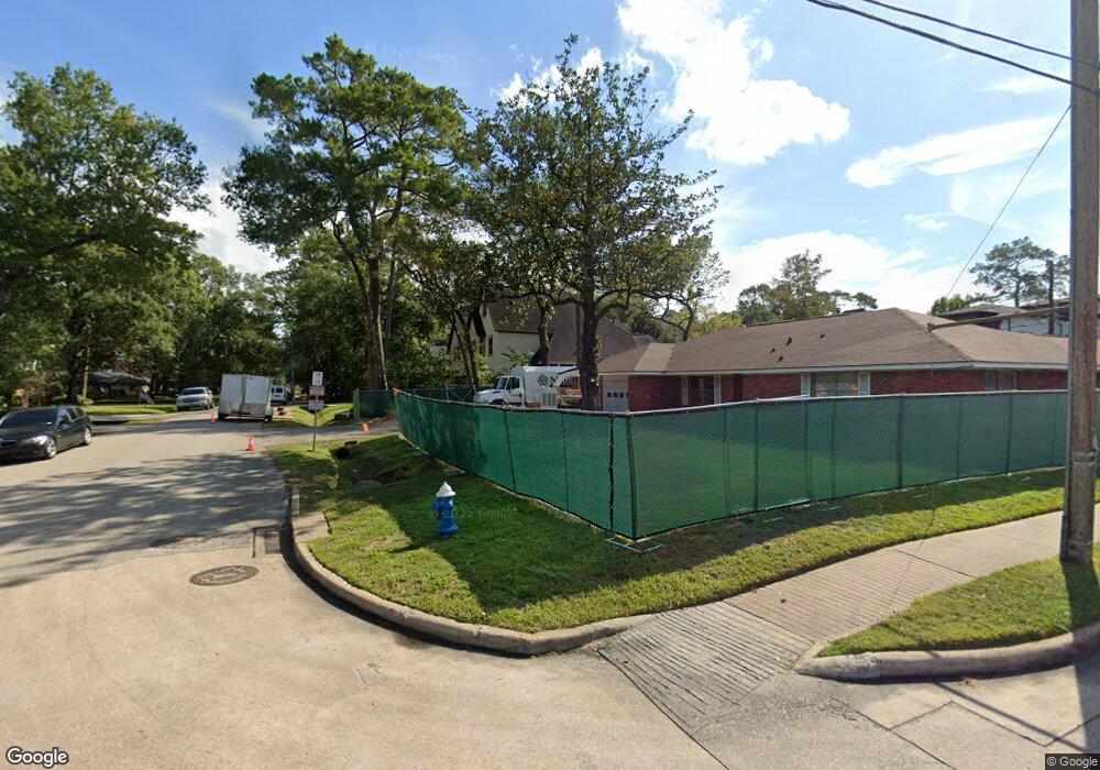 7815 Edgeway Dr, Houston, TX 77055 - photo 1