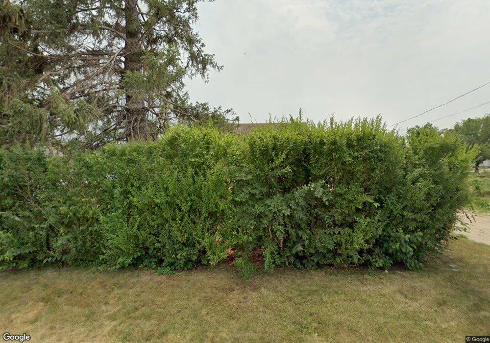 87 26th Ave SW, Cedar Rapids, IA 52404 - photo 1