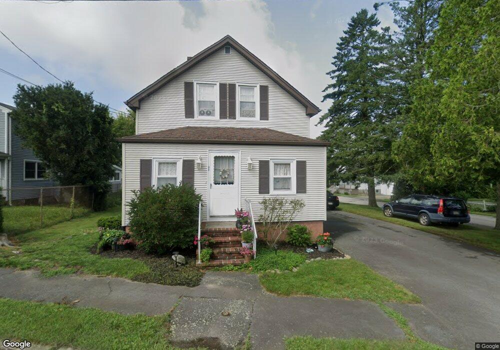 42 Howland St, South Dartmouth, MA 02748 - photo 1