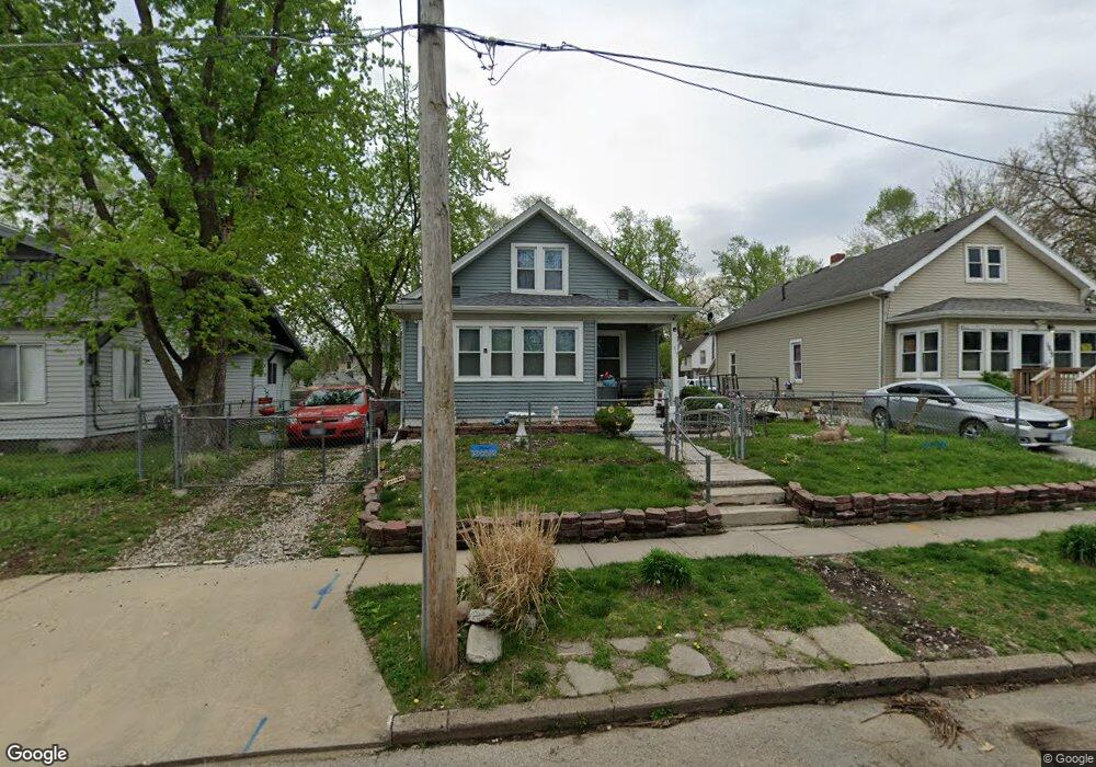 1817 10th St, Des Moines, IA 50314 - photo 1