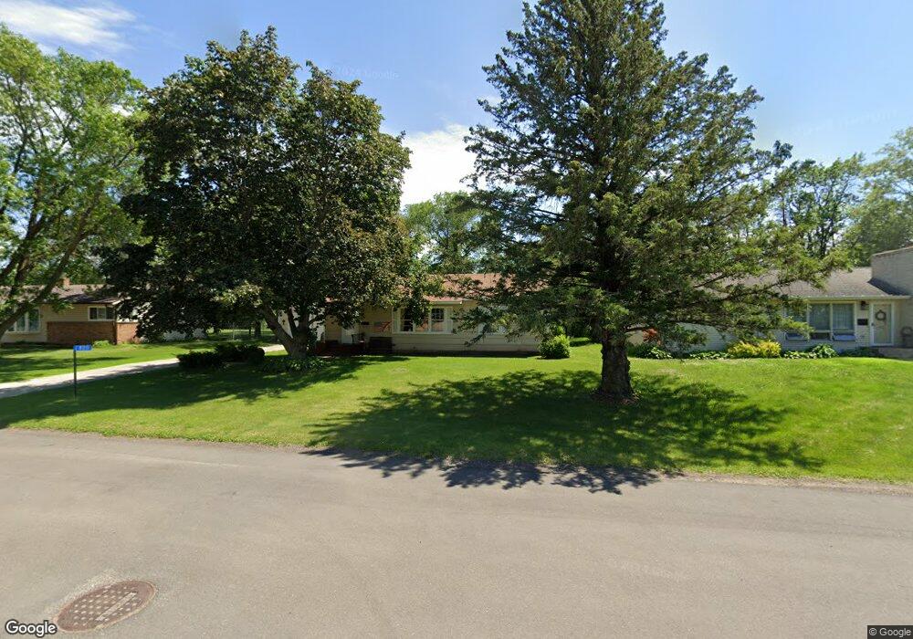 820 Winona Dr SW, Alexandria, MN 56308 - photo 1