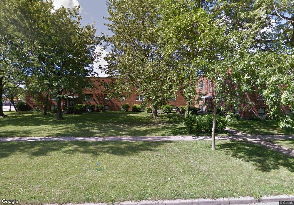 520 Wabash Ave unit 8, Mattoon, IL 61938 - photo 1