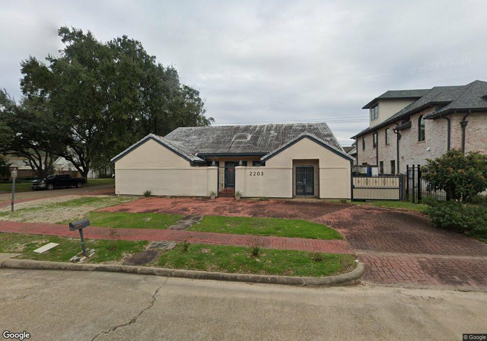 2203 Briar Branch Dr, Houston, TX 77042 - photo 1